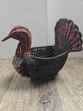 Vintage Colorful Wicker Turkey Basket Thanksgiving Fall Country Rustic 6" x 8"